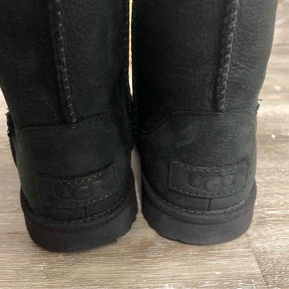 UGG | UGG | Classic Weather Short II Toddler Boots Black Wool Lined NEW - Picture 5 of 7
